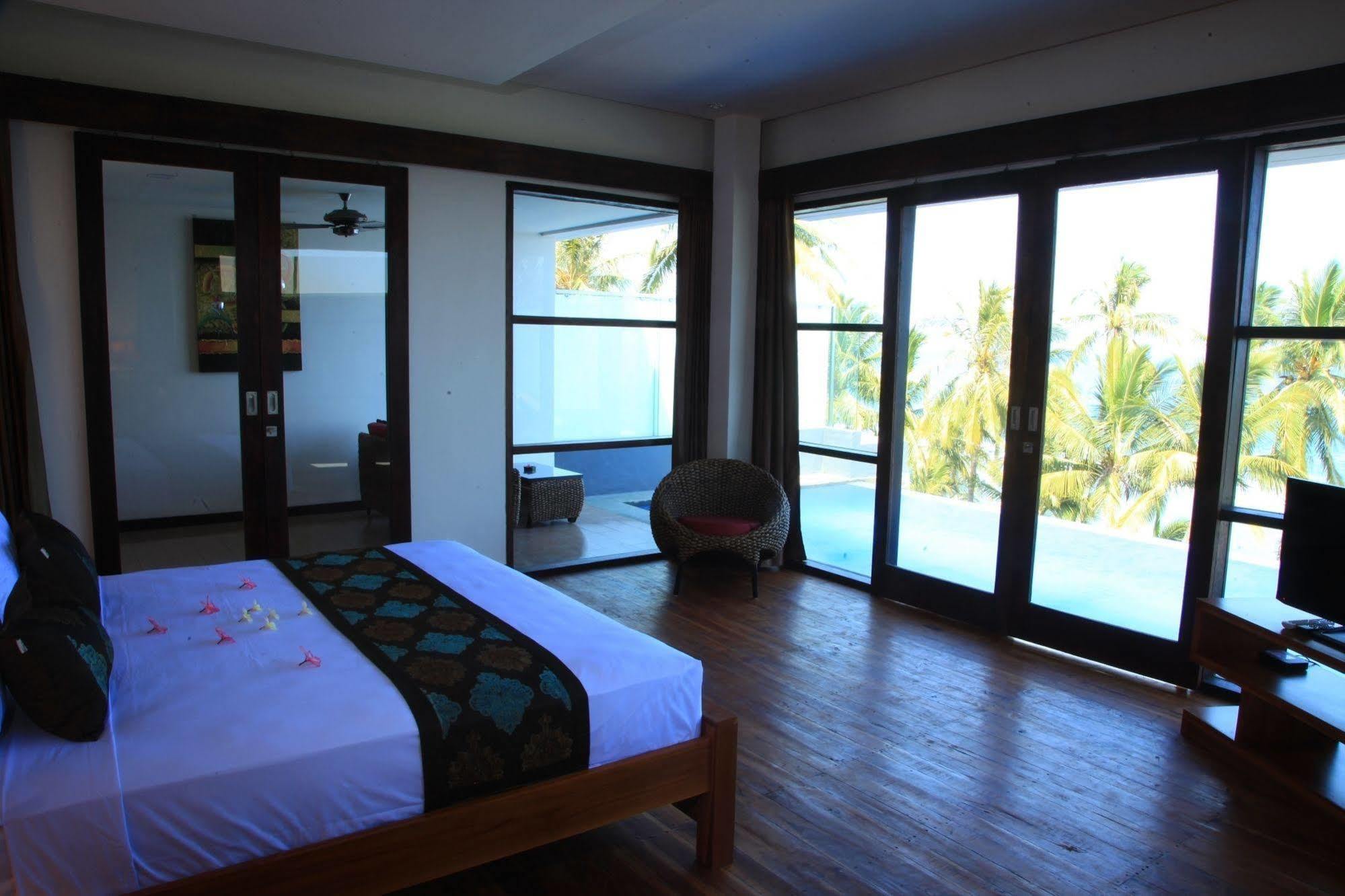 Lima Satu Resort Pemenang Exterior photo