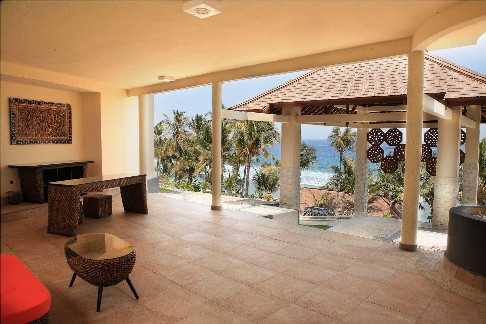 Lima Satu Resort Pemenang Exterior photo